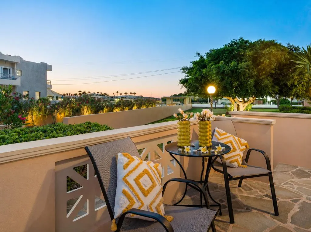 STUDIO STANDARD Room, Golden Bay Apartments-Garden Haven, Crete