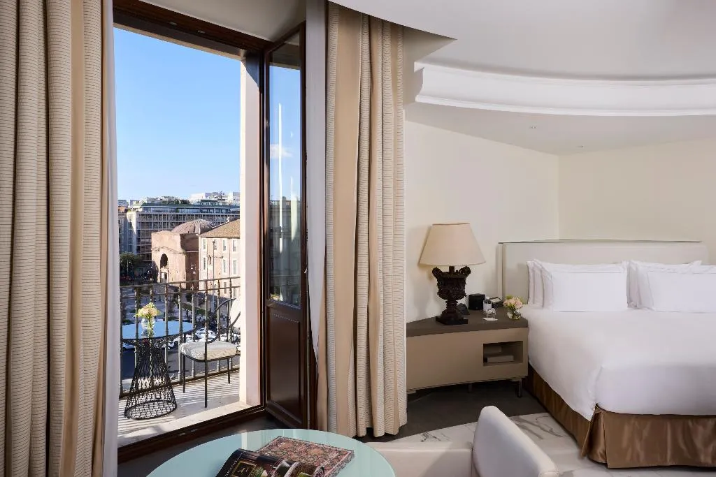 SUITE WITH TERRACE Room, Anantara Palazzo Naiadi Rome Hotel, Rome