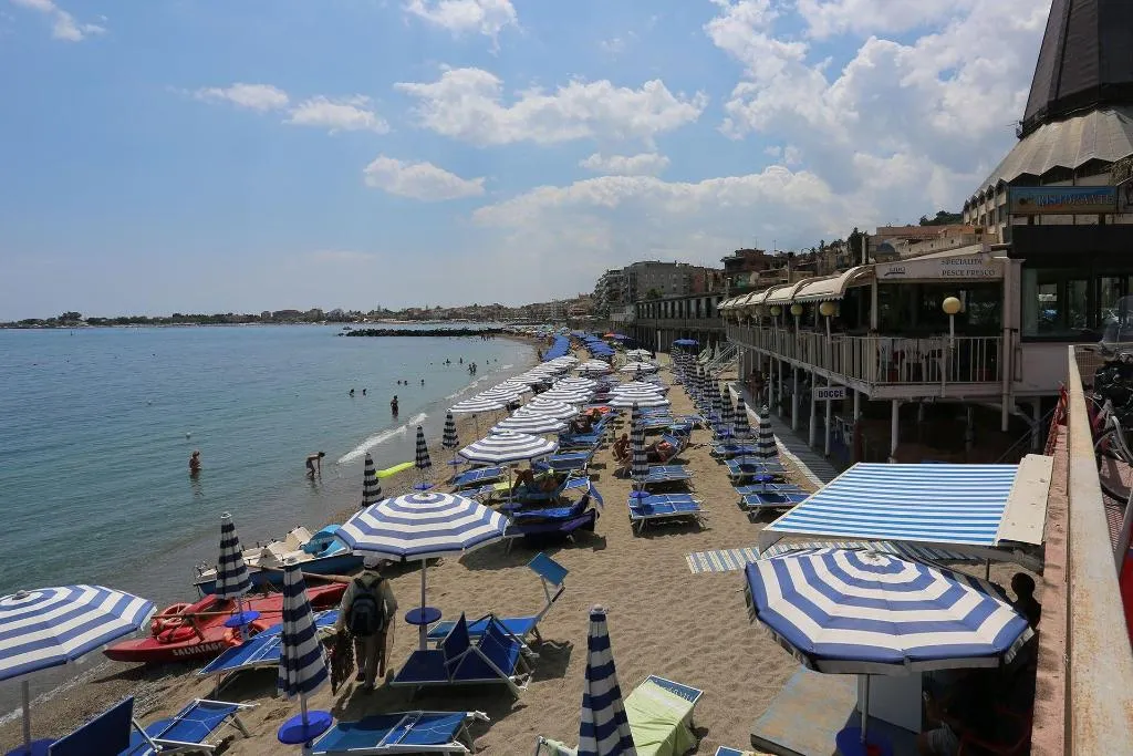 Sports and Entertainment, San Giovanni, Taormina
