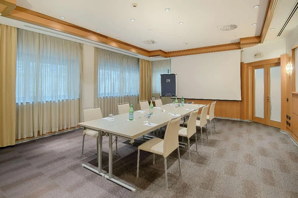 Conferences, NH Milano Machiavelli, Milan