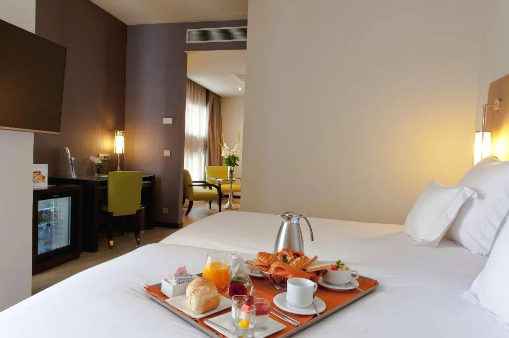 Double or Twin DELUXE Room, Barcelo Casablanca, Casablanca