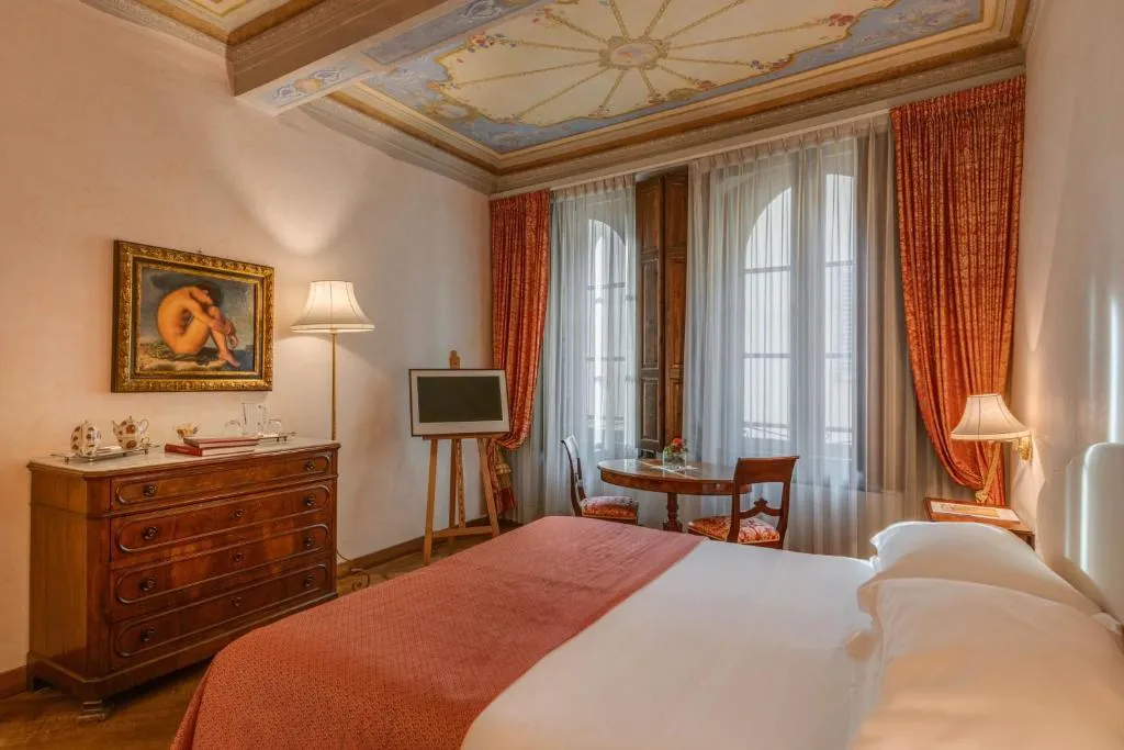 DOUBLE SUPERIOR Room, In Piazza della Signoria - Residenza d'Epoca, Florence