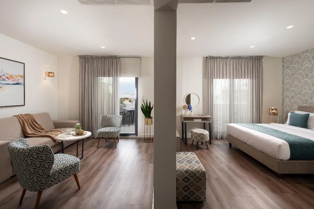 SUITE WITH BALCONY Room, The Urban Nest Athens - Suites & Apartments, Athens