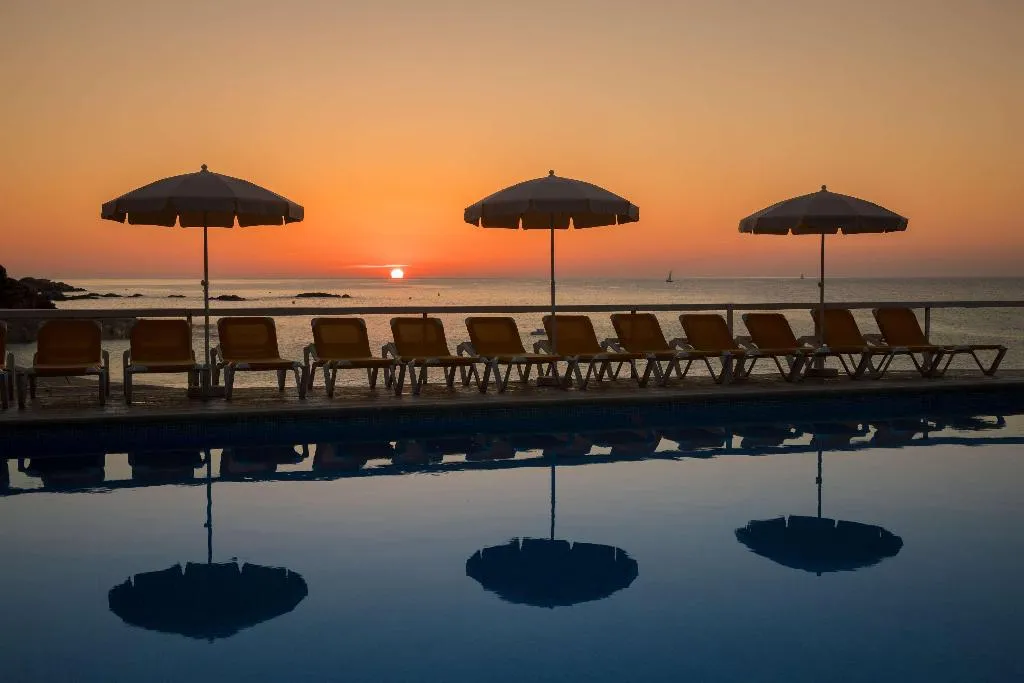 Pool, htop Caleta Palace, Costa Brava