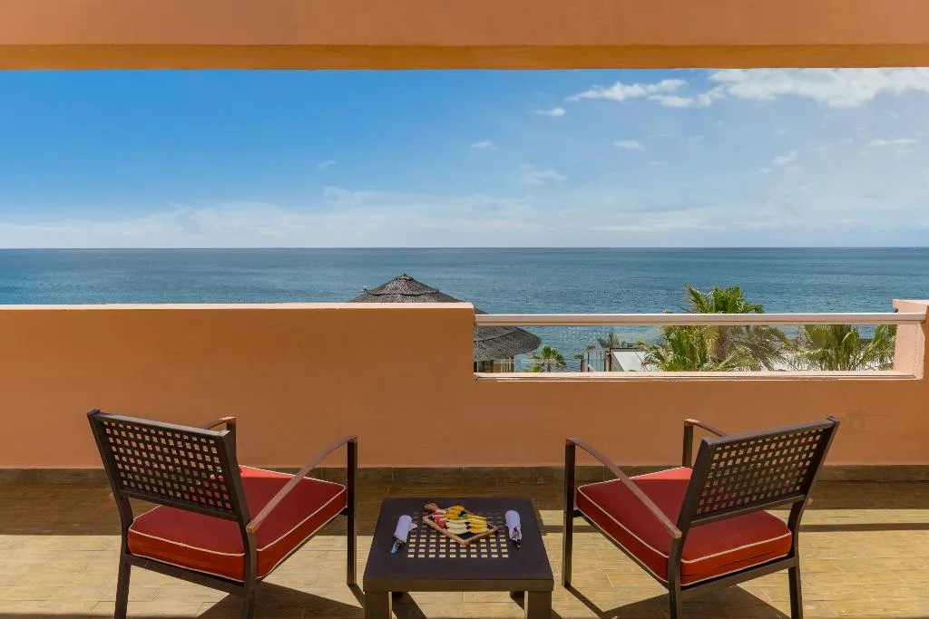 JUNIOR SUITE SEA VIEW Room, Elba Estepona Gran Hotel & Thalasso Spa, Costa Del Sol