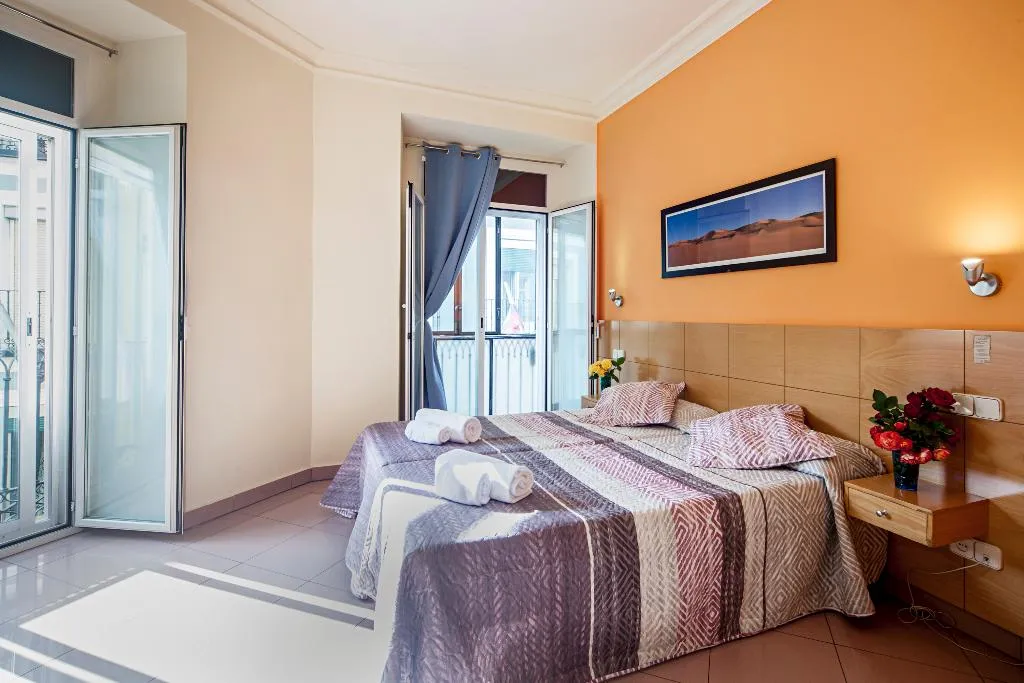 TWIN STANDARD Room, INTER Puerta del Sol, Madrid