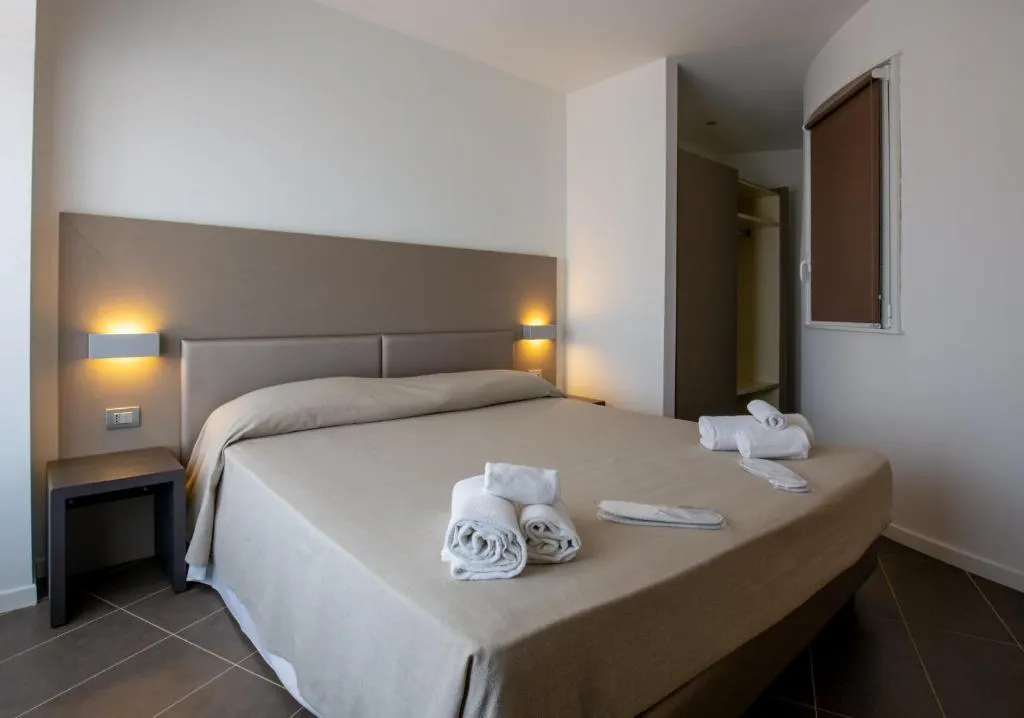 FAMILY ROOM STANDARD Room, Poseidon, Naples