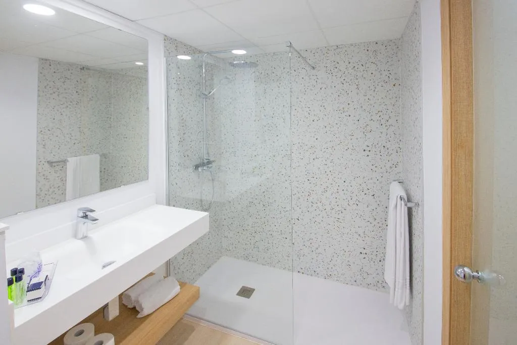 Double or Twin SEA VIEW Room, Cala Font, Costa Dorada