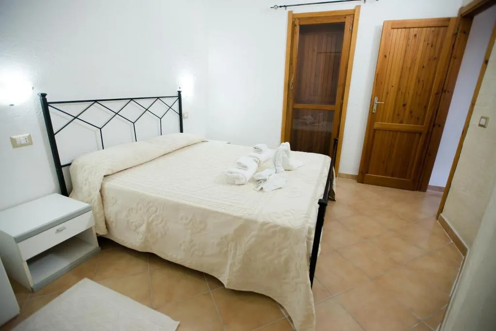 Room, Mimose Beach Village, Alghero