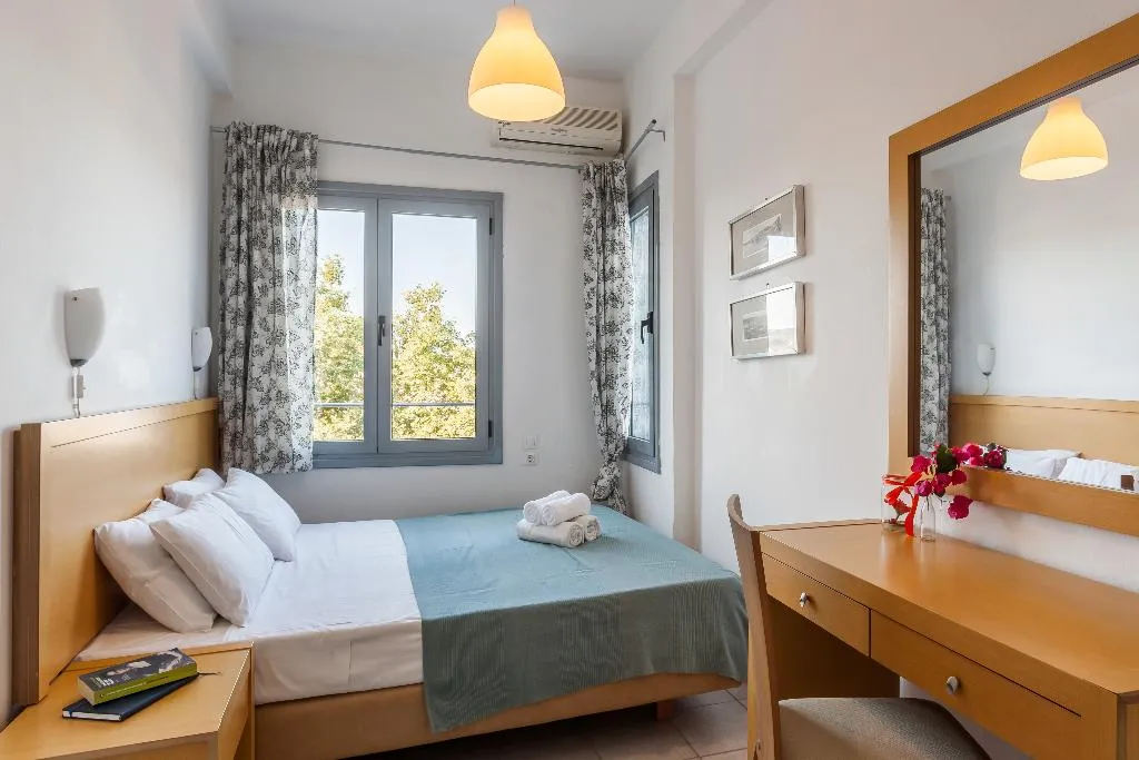 APARTMENT CAPACITY 4 Room, Argo, Skiathos