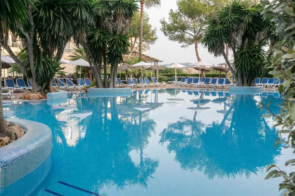 Pool, HM Mar Blau, Majorca