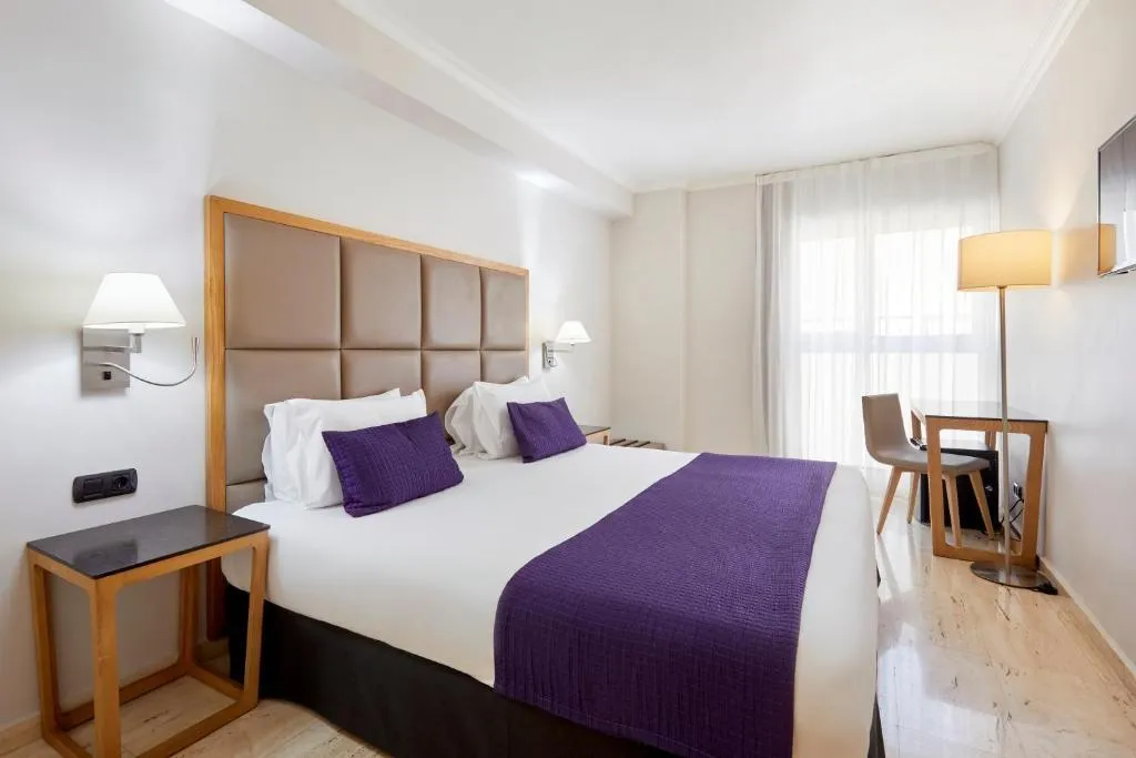 DOUBLE SINGLE USE STANDARD Room, Exe Mitre, Barcelona