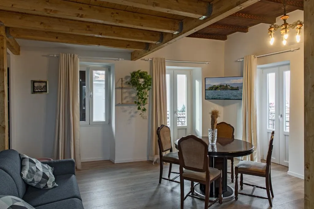 APARTMENT ONE BEDROOM WITH AIR CONDITIONING Room, Stresa Complex Levoasi, Milan