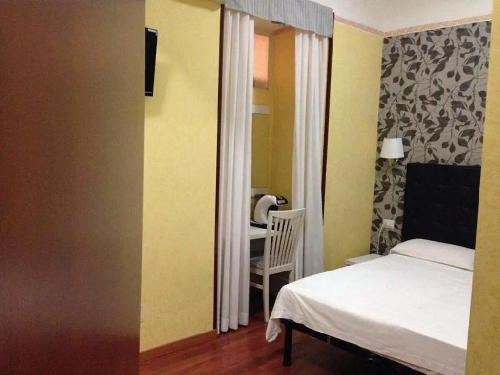 Room, Marghera House, Naples