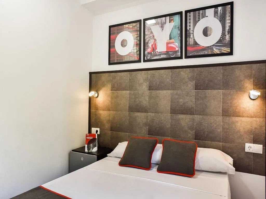 Room, Hello Feria, Madrid
