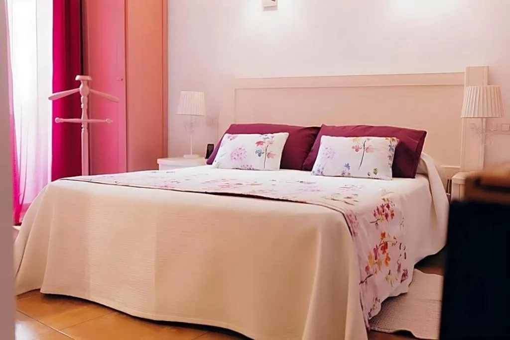 Room, Can Serrete, Majorca