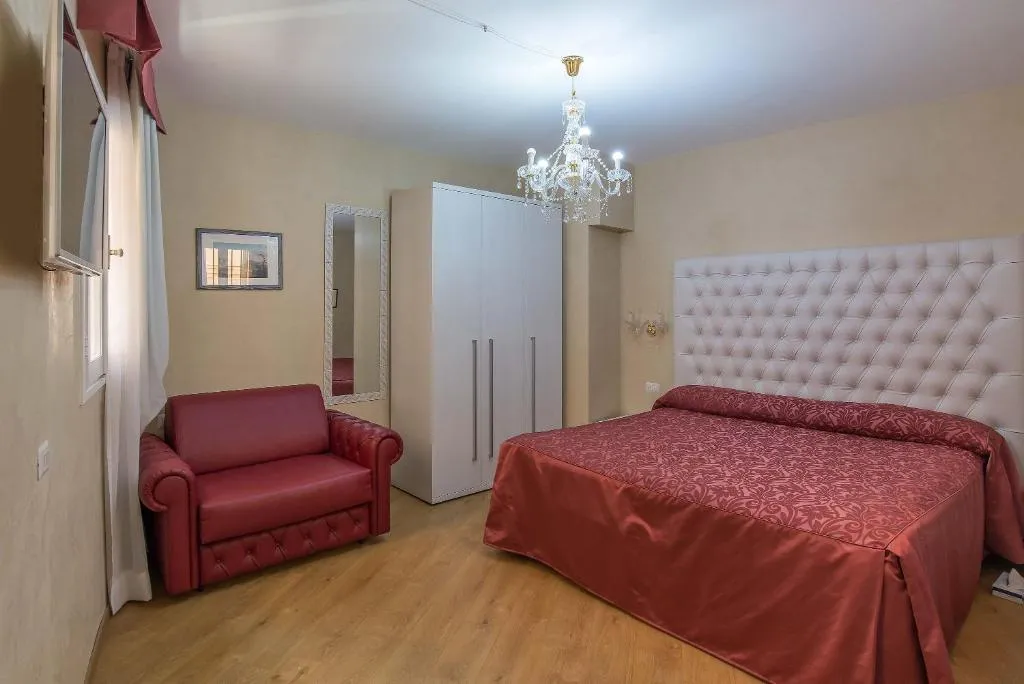 APARTMENT STANDARD Room, Trevi Rome Suite, Rome