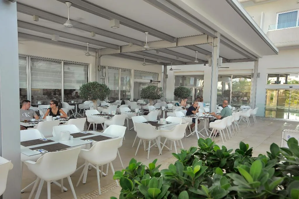 Restaurant, Nestor, Cyprus