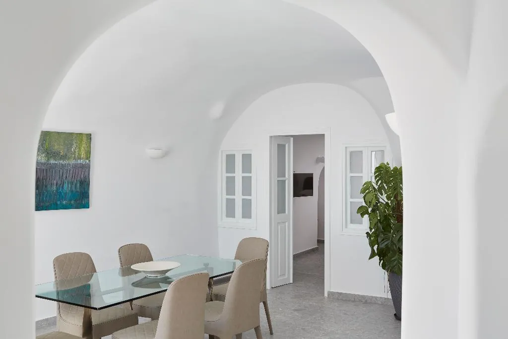 VILLA THREE BEDROOMS WITH PRIVATE POOL Room, Canaves Elefas Villas, Santorini