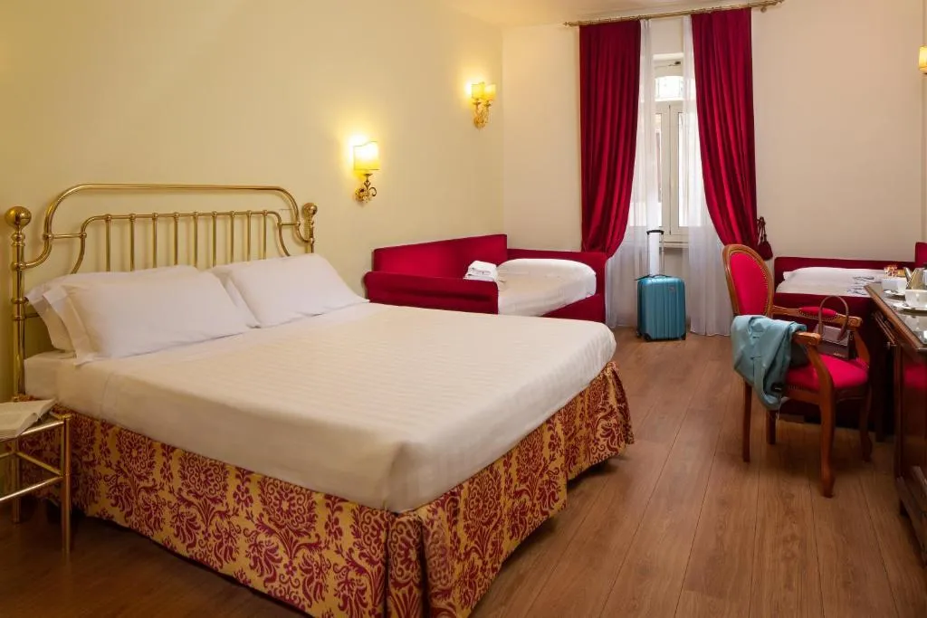 QUADRUPLE STANDARD Room, Giotto Hotel & Spa, Perugia