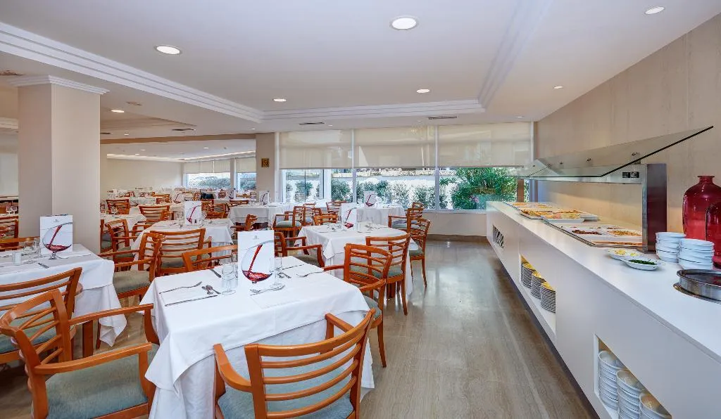 Restaurant, Hipotels Mercedes, Majorca