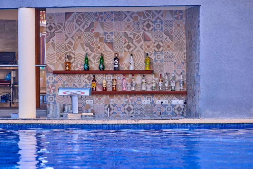 Bar, Zafiro Palmanova, Majorca