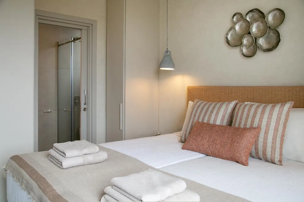 VILLA THREE BEDROOMS Room, Lora Pearl Luxury Villa, Cyprus