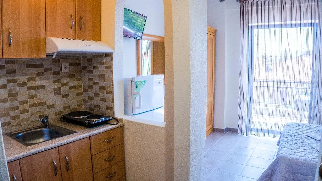 DOUBLE STANDARD Room, Milonas House Apartments, Halkidiki