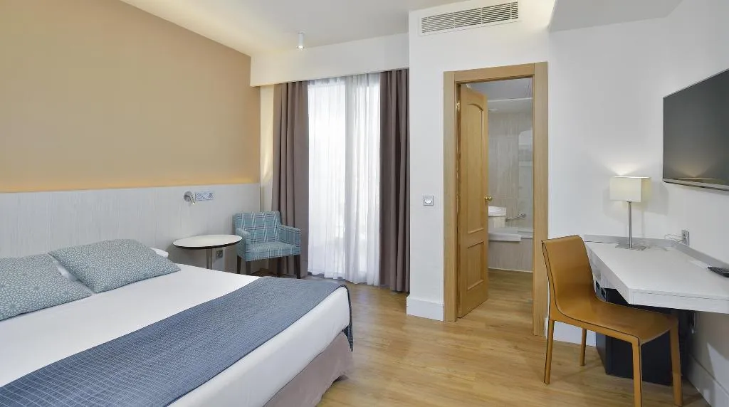 TRIPLE STANDARD Room, Sol Torremolinos Don Pedro, Costa Del Sol