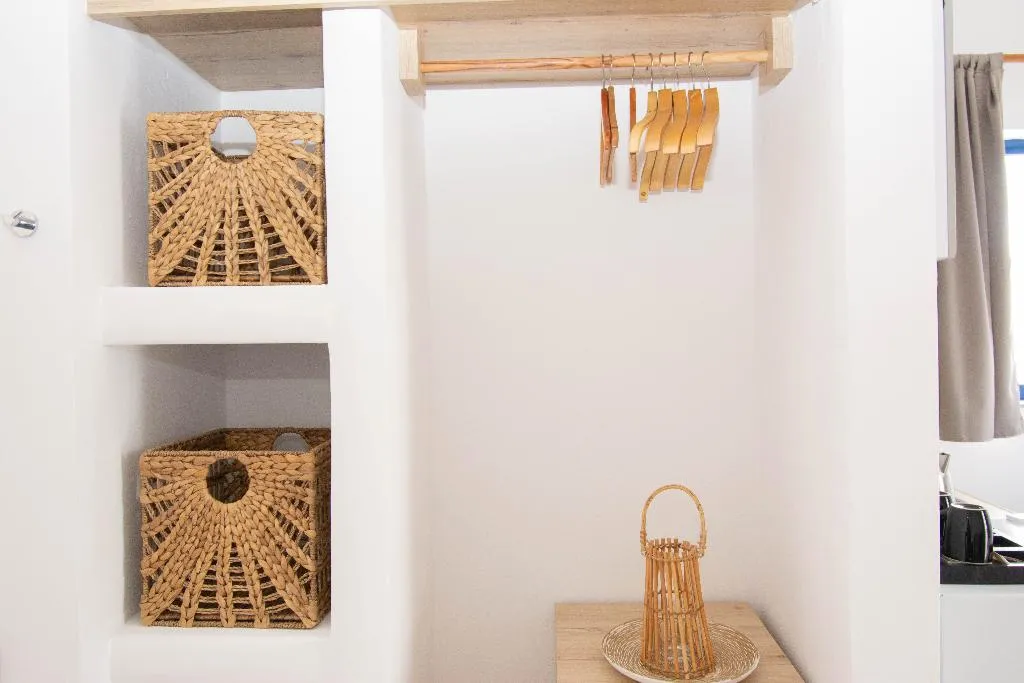 STUDIO WITH JACUZZI Room, OV Suites, Crete