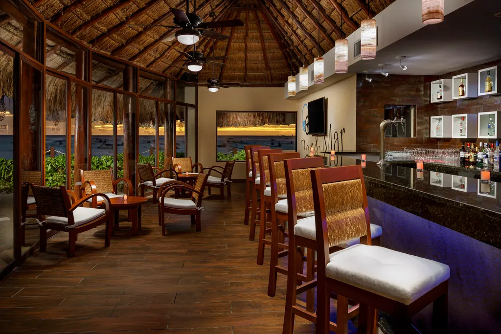 Bar, The Reef CocoBeach, Playa Del Carmen