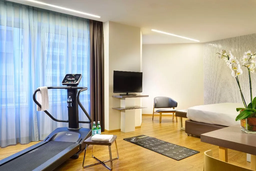 Room, UNA HOTELS Century Milano, Milan
