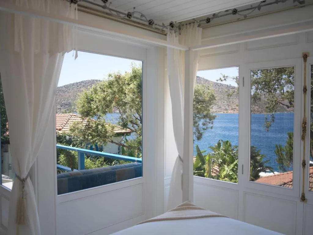 Room, Sabrina's Haus, Dalaman