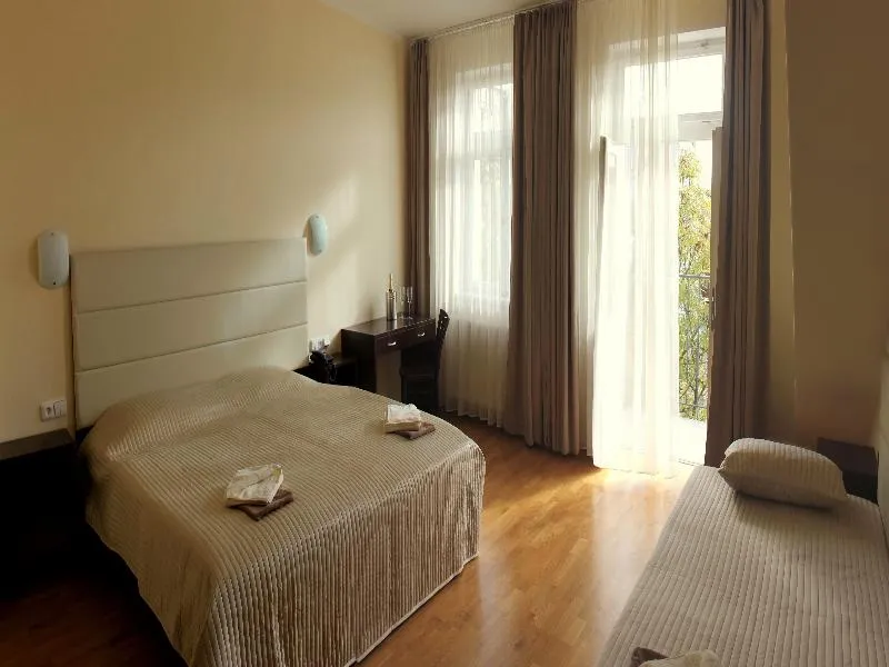 TRIPLE STANDARD Room, Hotel Unique, Prague