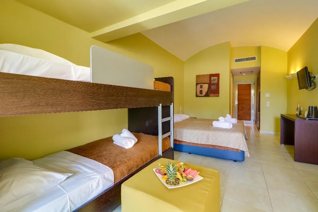FAMILY ROOM STANDARD Room, Olympian Bay Grand Resort, Thessaloniki