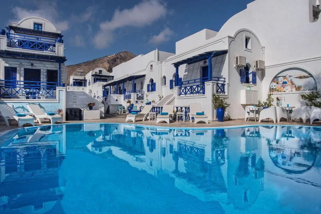 Pool, Samson's Village, Santorini