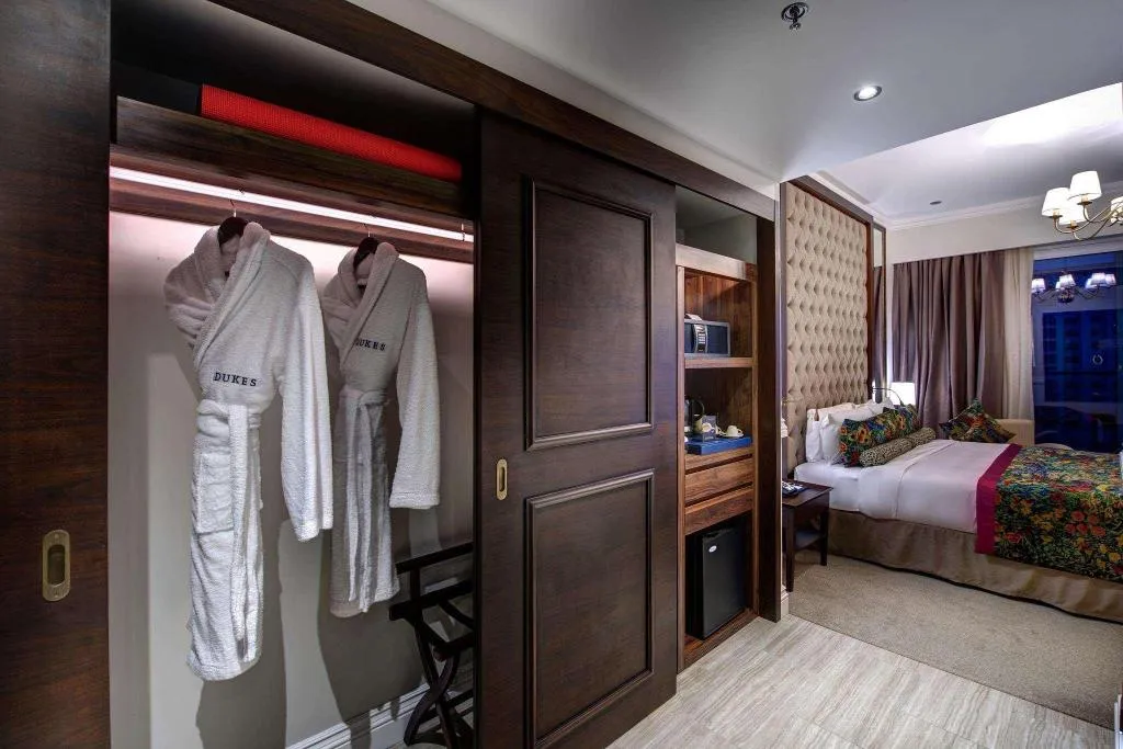 Room, Dukes The Palm Dubai Hotel, Dubai
