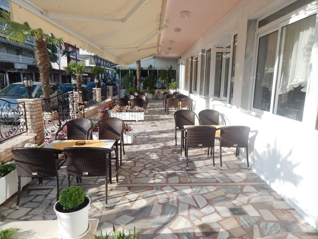 Terrace, Gold Stern, Thessaloniki
