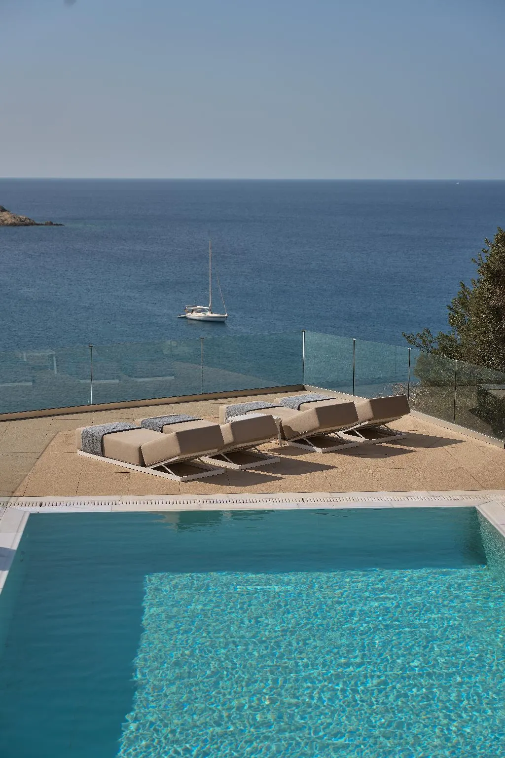 Pool, Ios Palace, Santorini