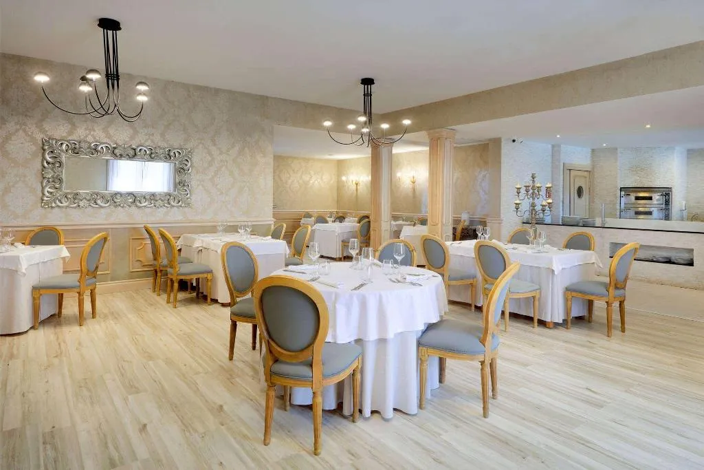 Restaurant, Grand Palladium Select Palace Ibiza, Ibiza