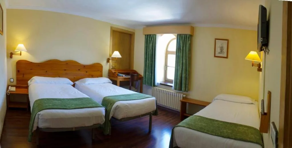 Room, Vall de Nuria, Costa Brava