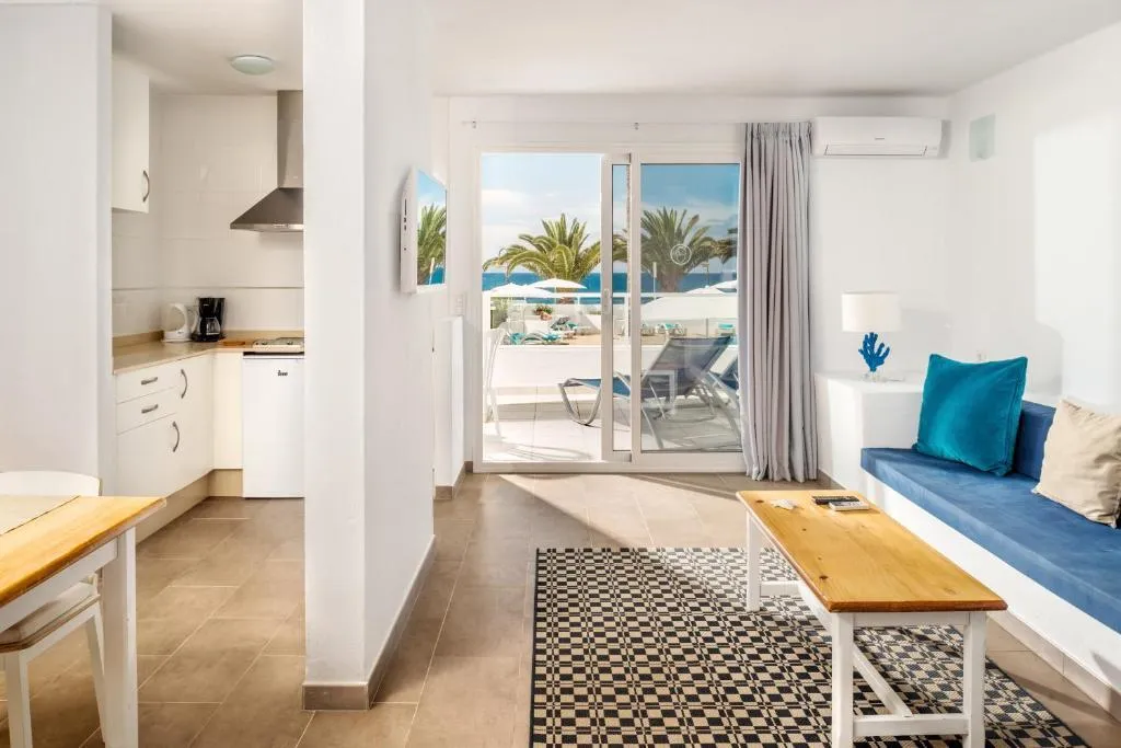 APARTMENT OCEAN VIEW Room, Neptuno Suites, Lanzarote