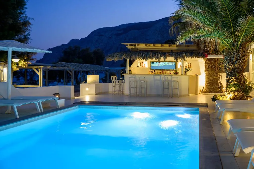 General view, Alesahne Beach, Santorini