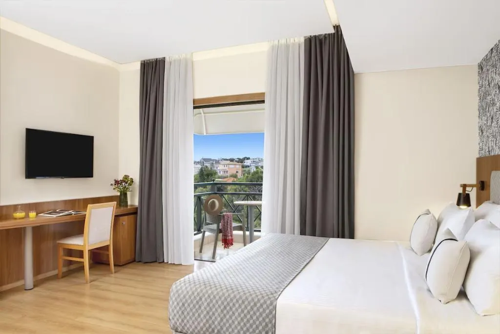 Room PREMIUM Room, Ramada Attica Riviera, Athens