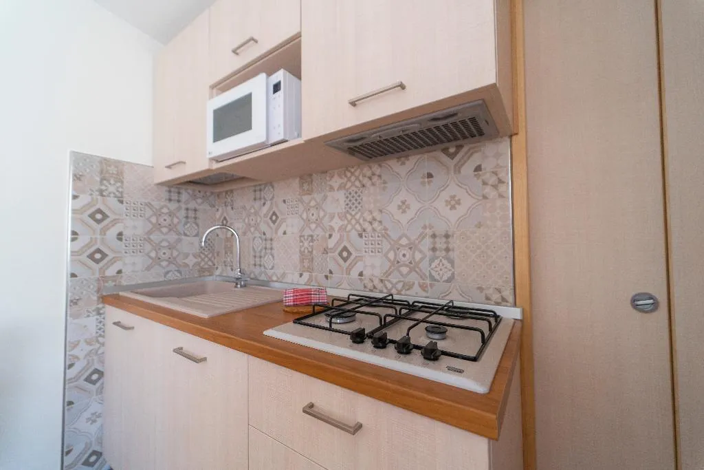 BUNGALOW STANDARD Room, Casa Vacanza San Pietro, Naples