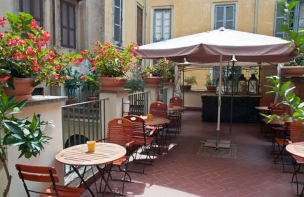 Terrace, Hotel Le Clarisse Al Pantheon, Rome