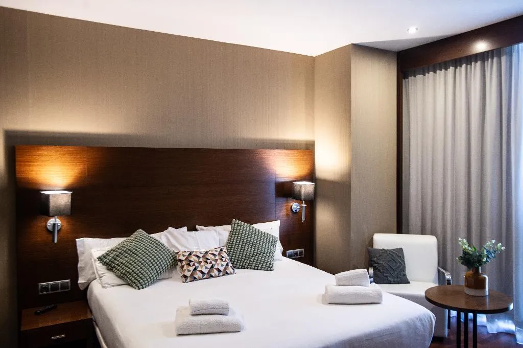 JUNIOR SUITE STANDARD Room, azz Valencia Congress Hotel&Spa, Valencia