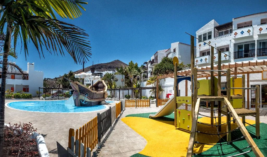 Sports and Entertainment, Fuerteventura Princess, Fuerteventura