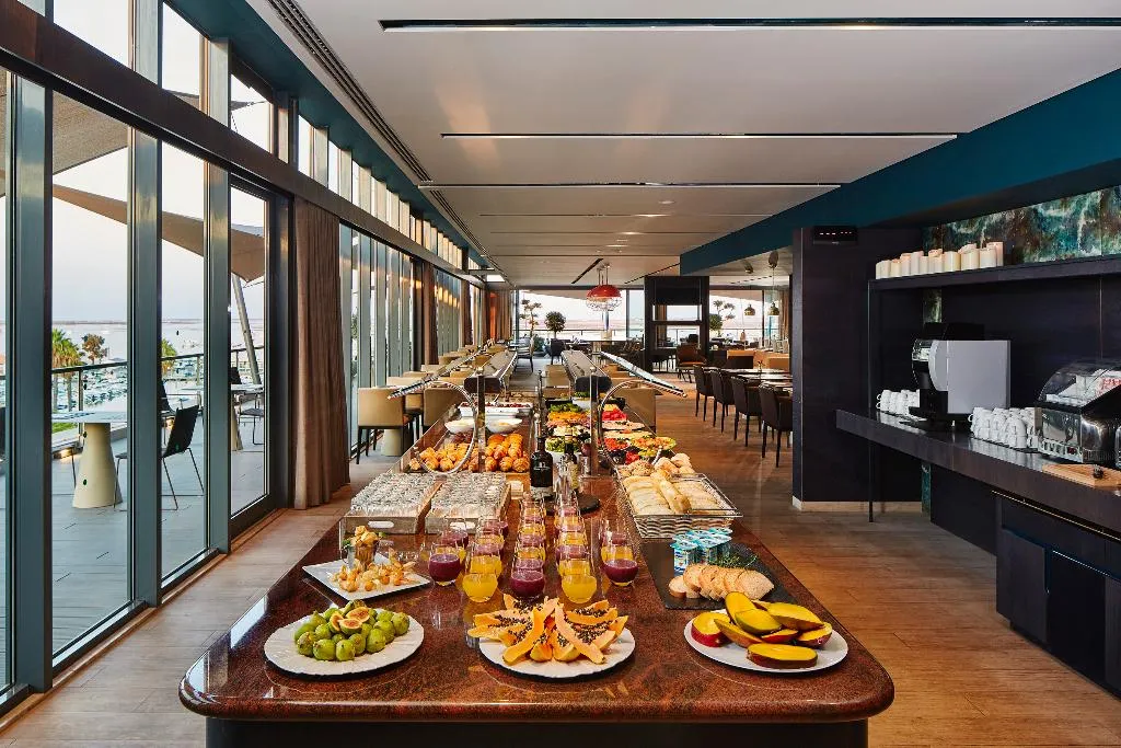 Restaurant, Occidental Faro, Algarve