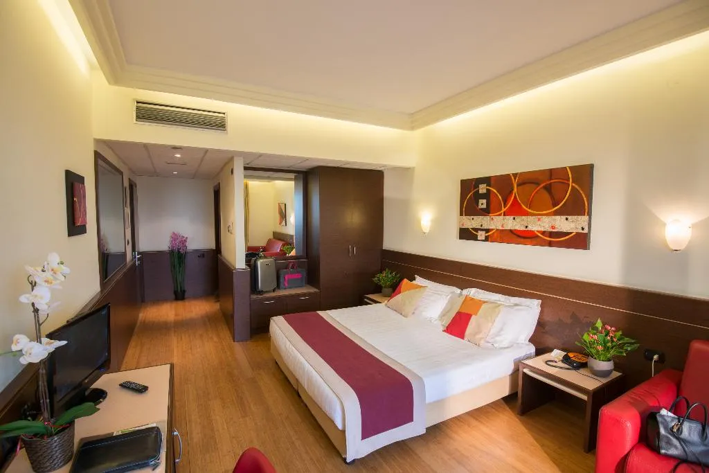 TRIPLE STANDARD Room, As Hotel Cambiago, Milan